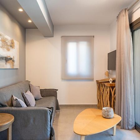 Апартаменты Brand New Flat Near De Bosset Bridge, Argostoli Экстерьер фото