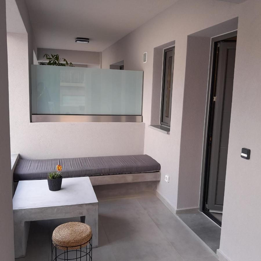Апартаменты Brand New Flat Near De Bosset Bridge, Argostoli Экстерьер фото