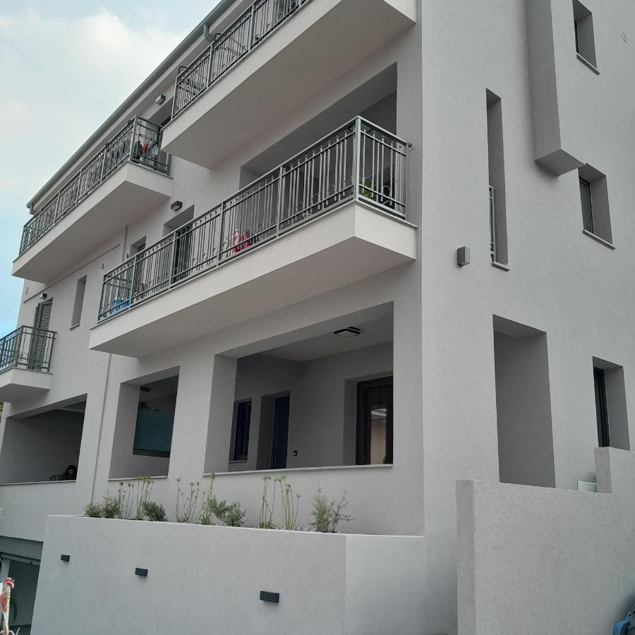 Апартаменты Brand New Flat Near De Bosset Bridge, Argostoli Экстерьер фото