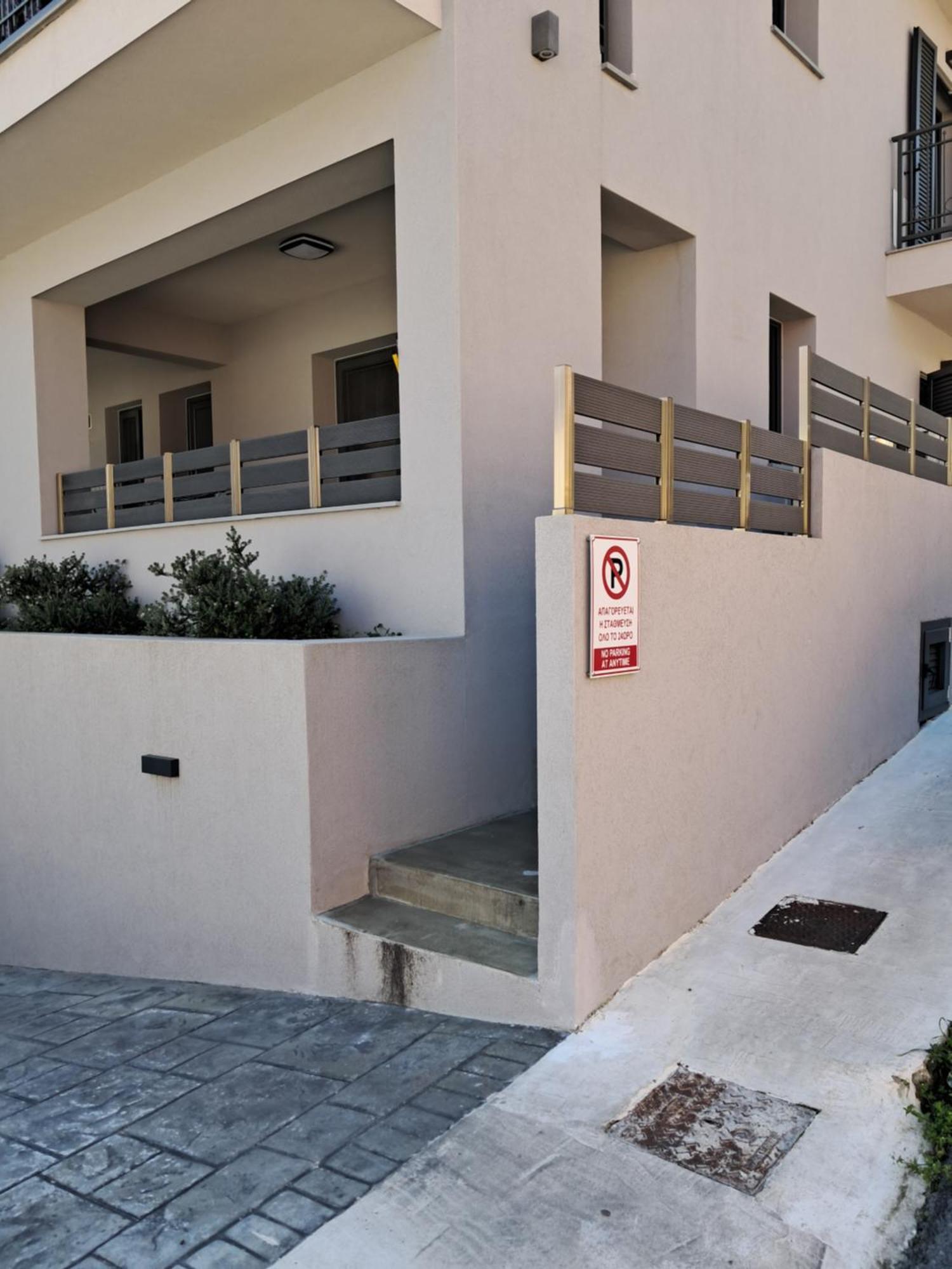 Апартаменты Brand New Flat Near De Bosset Bridge, Argostoli Экстерьер фото